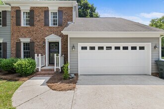 6649 Speight Cir in Raleigh, NC - Building Photo - Building Photo