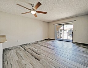 3033 E Devonshire Ave in Phoenix, AZ - Building Photo - Building Photo