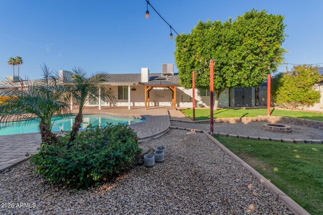 2003 N Los Arboles Ct in Chandler, AZ - Building Photo - Building Photo