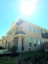 27139 Blue Pool Dr in Katy, TX - Building Photo