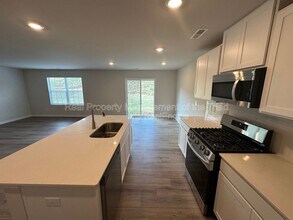 322 Kingscote Wy in King, NC - Building Photo - Building Photo