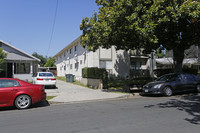 59 S Meridith Ave in Pasadena, CA - Foto de edificio - Building Photo