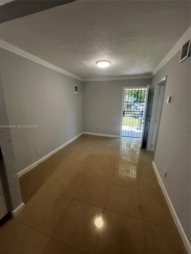 912 NW 55th Terrace in Miami, FL - Building Photo - Building Photo