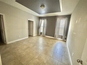 5365 Oakbourne Ave in Davenport, FL - Building Photo - Building Photo