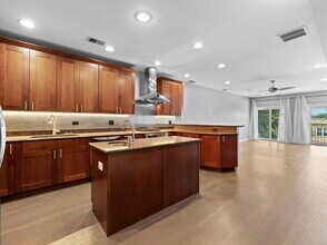 1523 N Ashland Ave in Chicago, IL - Building Photo - Building Photo