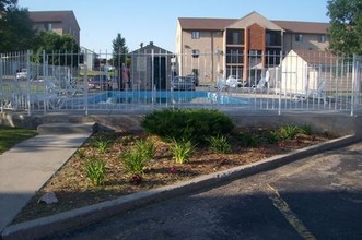 Prairie Tree Apartments in Rapid City, SD - Building Photo - Building Photo