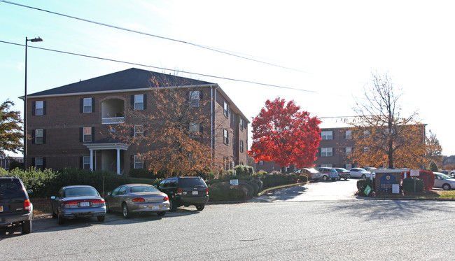 1000-1002 Bitting in Greensboro, NC - Foto de edificio - Building Photo