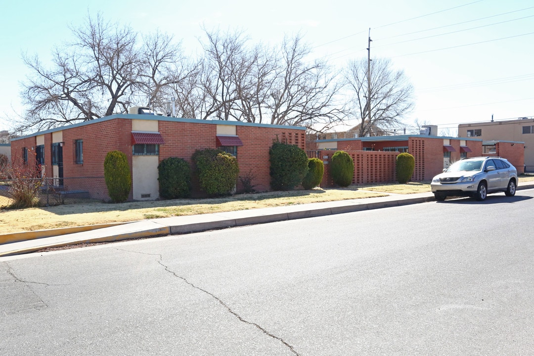 300-306 12th St SW in Albuquerque, NM - Foto de edificio