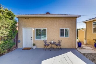 6504 W 84th Pl in Los Angeles, CA - Building Photo - Building Photo