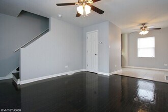 6225 S Indiana Ave in Chicago, IL - Building Photo - Building Photo