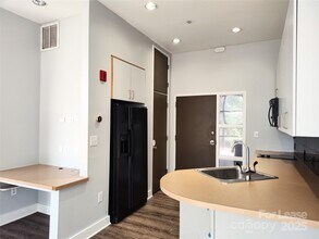 514 W 10th St in Charlotte, NC - Building Photo - Building Photo