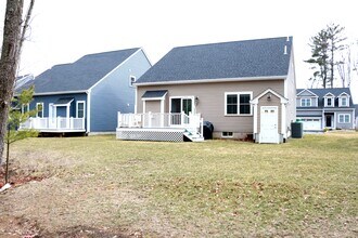 29 Brown Bear Ln in Milford, MA - Building Photo - Building Photo