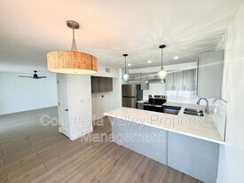 73525 Shadow Mountain Dr in Palm Desert, CA - Building Photo