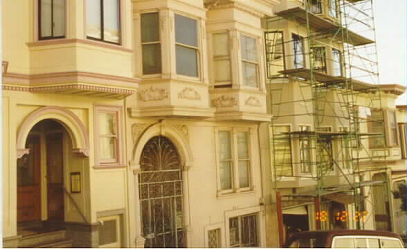 523-527 Vallejo St in San Francisco, CA - Building Photo - Building Photo