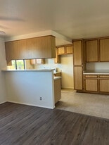 724 W 6th Ave in Escondido, CA - Building Photo