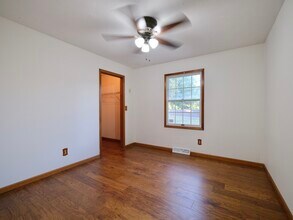 3506 Damyan Ct in Springfield, IL - Foto de edificio - Building Photo