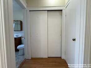 165 Park Dr, Unit 9 in Boston, MA - Building Photo - Building Photo