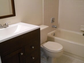 3955 Village Dr in Delray Beach, FL - Building Photo - Building Photo