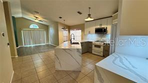 6920 Exeter Park Pl in Apollo Beach, FL - Building Photo - Building Photo