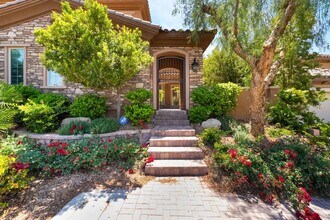 2804 Josephine Dr in Henderson, NV - Building Photo - Building Photo