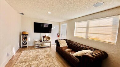 711 W Amelia St in Orlando, FL - Building Photo - Building Photo