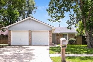 5434 Heronwood Dr in Humble, TX - Building Photo