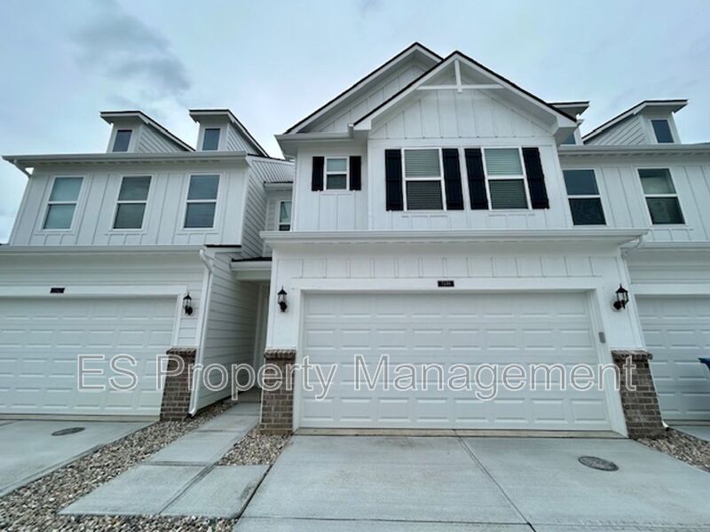 7248 Shroyer Wy in Noblesville, IN - Building Photo