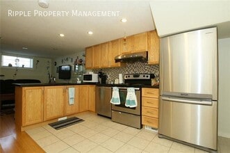 5116 Forego Ave SE in Calgary, AB - Building Photo - Building Photo