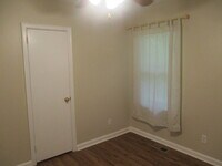 1270 Lawndale Ct photo'