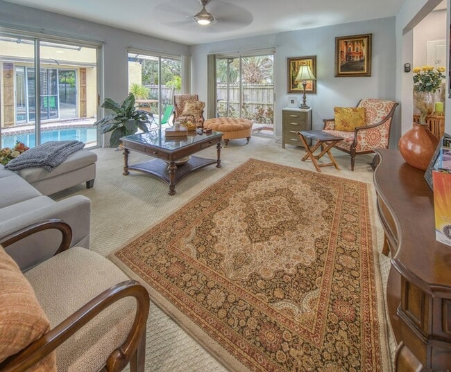 216 S Ocean Blvd in Manalapan, FL - Building Photo - Building Photo