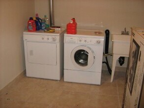 49 Columbia St W in Waterloo, ON - Building Photo - Building Photo