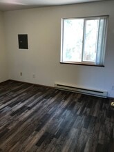 77 NE Nordic Dr in Madras, OR - Building Photo - Building Photo