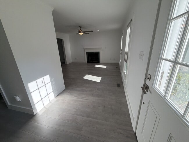 115 Waterfall Ct in Cary, NC - Building Photo - Building Photo