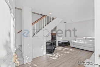 34240 Della Terrace in Fremont, CA - Building Photo - Building Photo