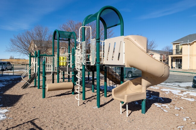 Stonegate Village Apartments