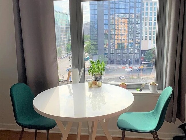 475 K Street Northwest, Unit 714