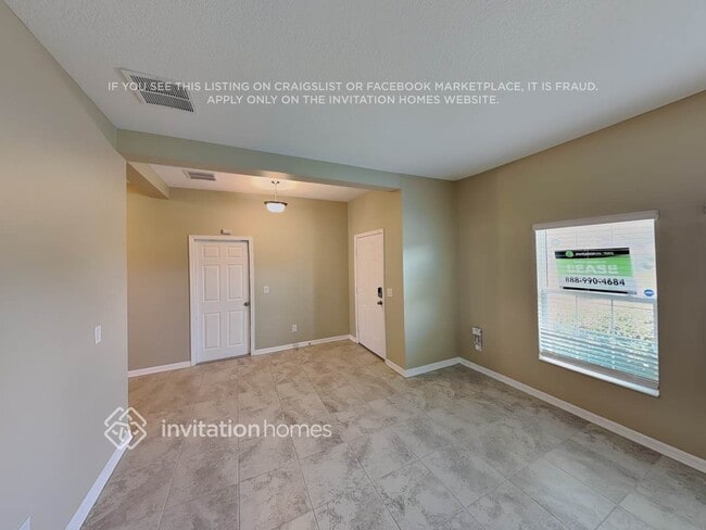 1792 Chatsworth Cir in St. Cloud, FL - Foto de edificio - Building Photo