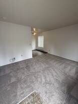 11037 SE 223rd St in Kent, WA - Building Photo