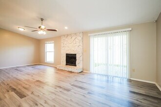 10626 Wimbledon Dr in Jacksonville, FL - Foto de edificio - Building Photo