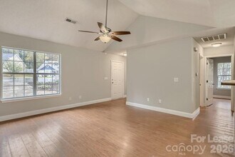 431 Cedarcroft Dr in Mooresville, NC - Building Photo - Building Photo