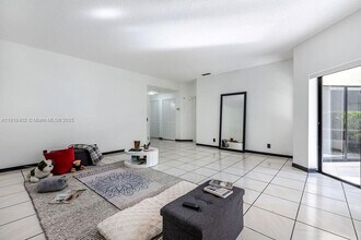 6641 Via Regina in Boca Raton, FL - Building Photo - Building Photo