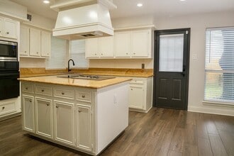 3026 Teague Rd in Houston, TX - Building Photo - Building Photo