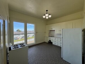 1405 B St in Eureka, CA - Building Photo - Building Photo