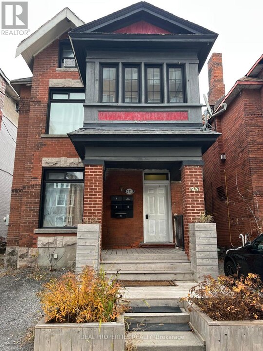 277 Bronson Ave in Ottawa, ON - Building Photo