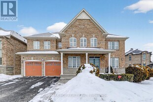 13 Gentry Way in Brampton, ON - Building Photo