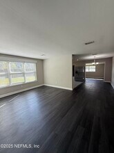 10914 Indies Dr N in Jacksonville, FL - Building Photo - Building Photo