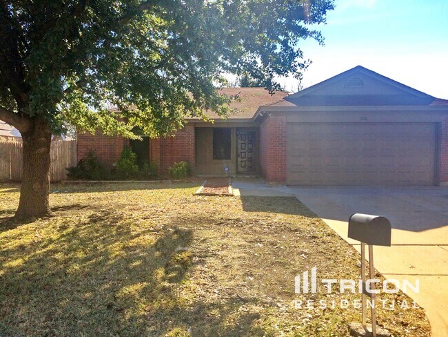 property at 708 Leedsfield Ct