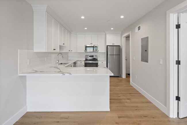 186 Bedford St in Lexington, MA - Building Photo - Building Photo