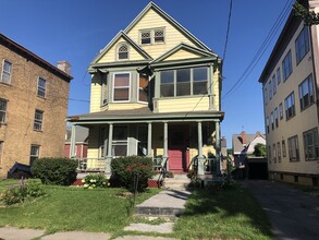 1019 Park Ave in Schenectady, NY - Building Photo - Building Photo