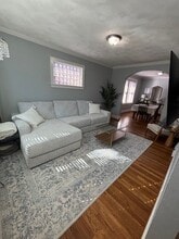 5449 Robert Ave in St. Louis, MO - Foto de edificio - Building Photo